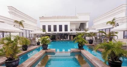 Comfortable Room, 100m to Walking st, 5th Floor