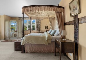 11 bedrooms, iron/ironing board, free WiFi, bed sheets - Haremere Hall - A Jacobean Estate of Grandeur (Etchingham)
