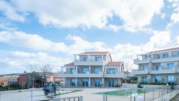 Apartment, Poolblick | Aussenbereich