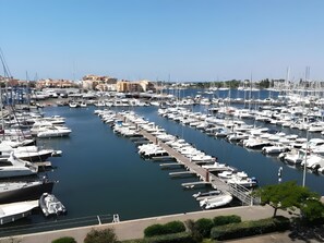 Marina - Apartment 'Cap D'agde, Beau T2, Parking' with Shared Pool and Private Terrace (Le Cap d'Agde)