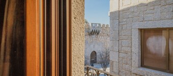 Historic Center Apartment in Ávila with Balcony and City Views