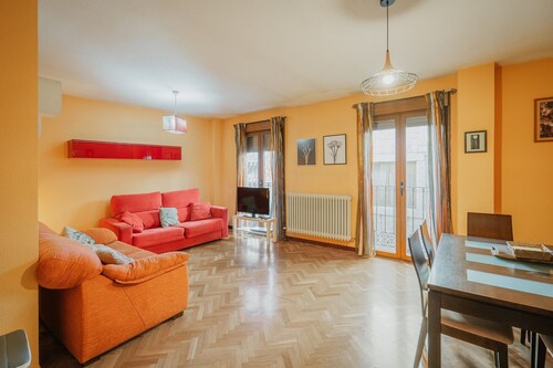 Holiday Home 'Vut Plaza De La Fruta' with Balcony and Wi-Fi