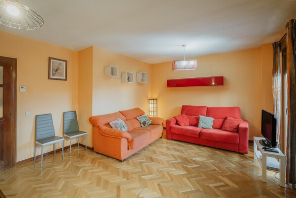 Televisión y reproductor de DVD 