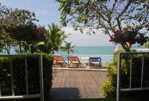 Terrace/patio - Pattaya Paradise Beach Resort (Sattahip)
