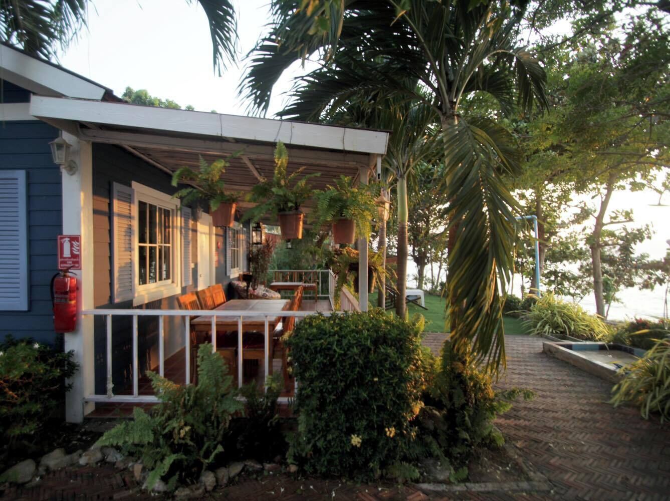 ห้องแฟมิลี่สวีท, 2 ห้องนอน, วิวทะเล | รับประทานอาหารกลางแจ้ง