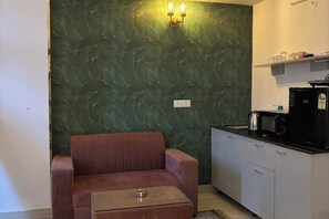 Living area - Cozy Yards Luxury Urban Studio | Peaceful, Secure & Effortless Stay (Noida)