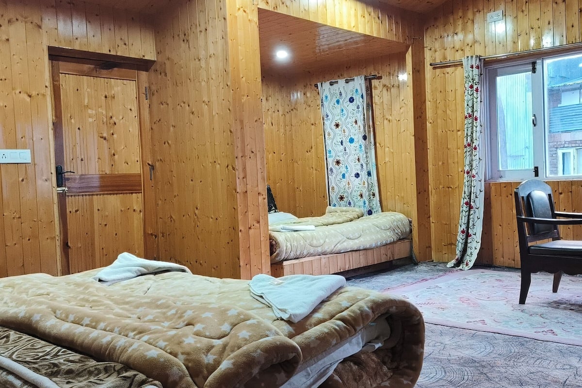 Suite familiar, vista a la colina | Wifi gratis