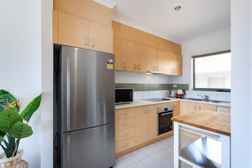 Apartment | Eigene Küche | Kochgeschirr/Geschirr/Besteck