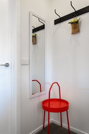 Apartment | Interior - Snug 2-bed Townhouse Near Bustling Shops (Melbourne)