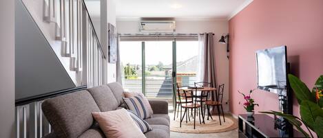 Apartment | Living area