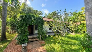 クラシック ダブルルーム バルコニー ガーデンビュー | 外観