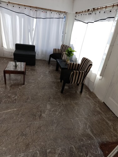 Casa completa, confortable y bien ubicada cerca del centro y Ruta 3