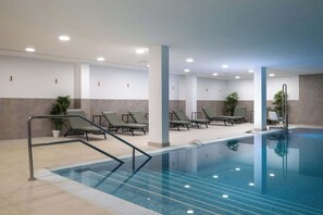 Indoor pool - Bright Modern Apartment with Stunning Natural Views (Las Lagunas de Mijas)