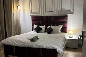 Iron/ironing board, WiFi - Premium 14th-Floor Studio with Balcony & Stunning City Views (Noida)