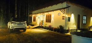 Exterior - Mamoksha Riverdale (Padinjarathara)