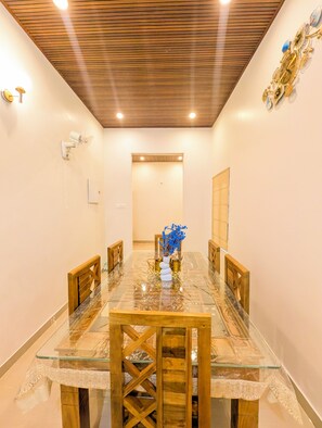 Dining room - Mamoksha Riverdale (Wayanad)