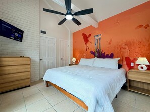 Tabla de planchar con plancha, wifi gratis y ropa de cama 