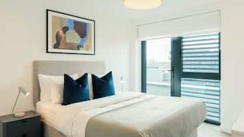 Cobertura, 2 quartos, sacada | Ferros/tábuas de passar roupa, Wi-Fi de cortesia, roupa de cama