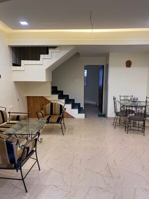 Dining - Kiana's Funstay (Lonavala)