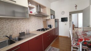 Private kitchen - Apartment Perugia Hospital University 2bedr (Perugia)