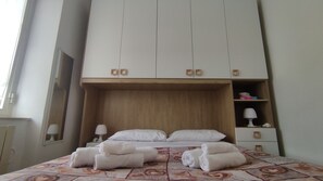 2 bedrooms, iron/ironing board, bed sheets - Apartment Perugia Hospital University 2bedr (Perugia)