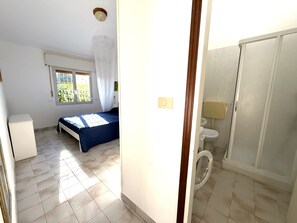 Villa, 3 Bedrooms, Patio, Garden View - Sunny Villa With Private Garden Near the Beach (San Michele al Tagliamento)