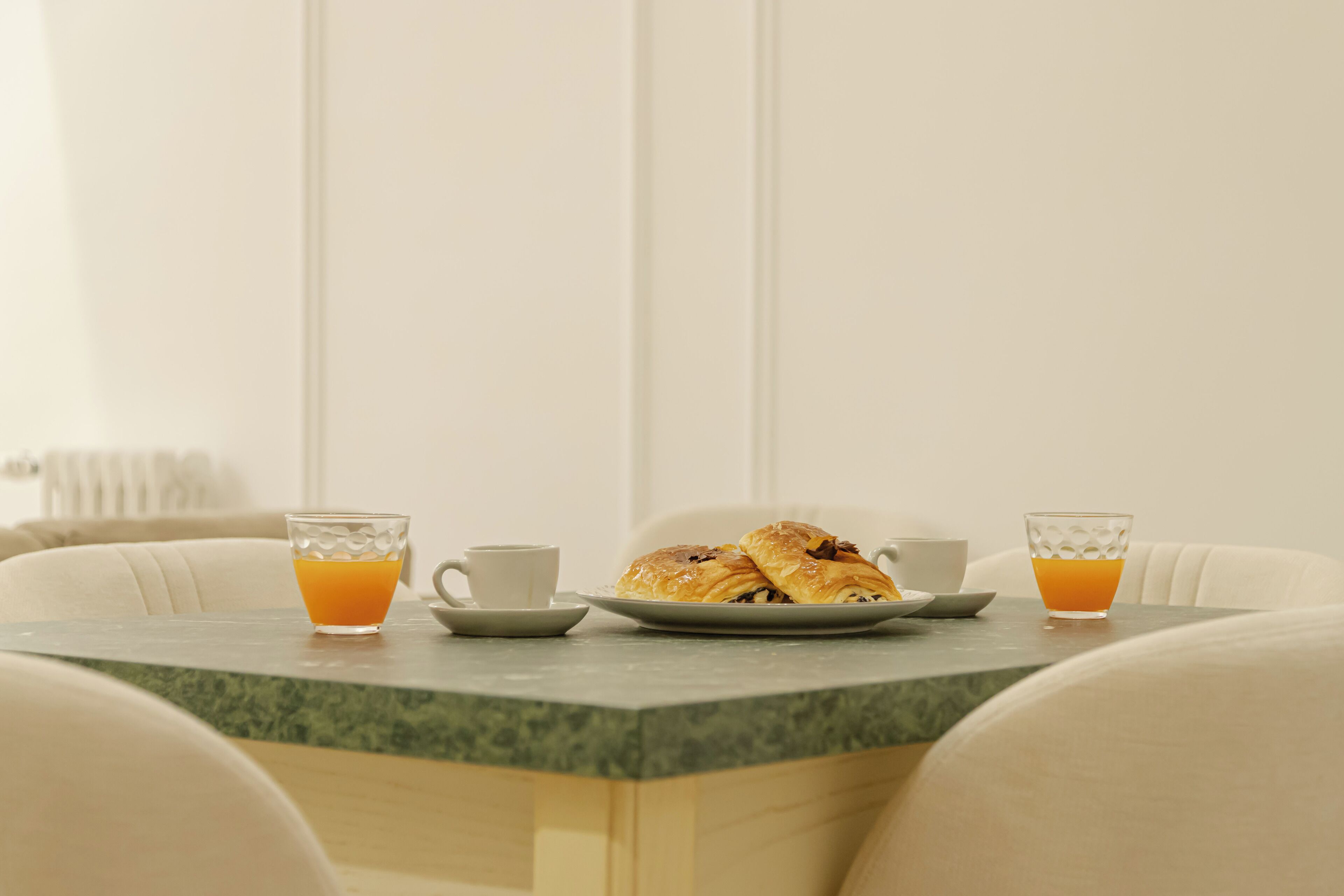 Apartment, City View | Dining