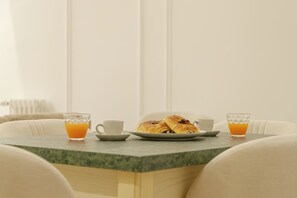 Apartment, City View | Dining - San Giovanni 200mt MetroC Moderno (Rome)