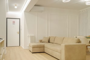Apartment, City View | Living area - San Giovanni 200mt MetroC Moderno (Rome)