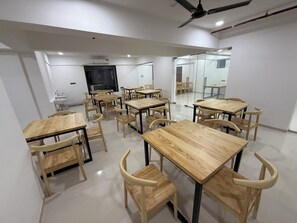 Dining - Arcadia by Student Housing (Mumbai)