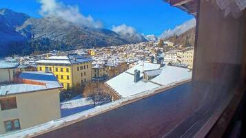 Apartment, Balcony, City View | Interior