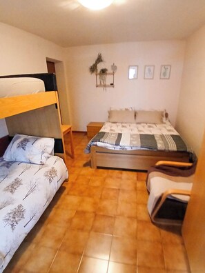 Căn hộ, ban công, quang cảnh thành phố | Truy cập Internet không dây miễn phí 