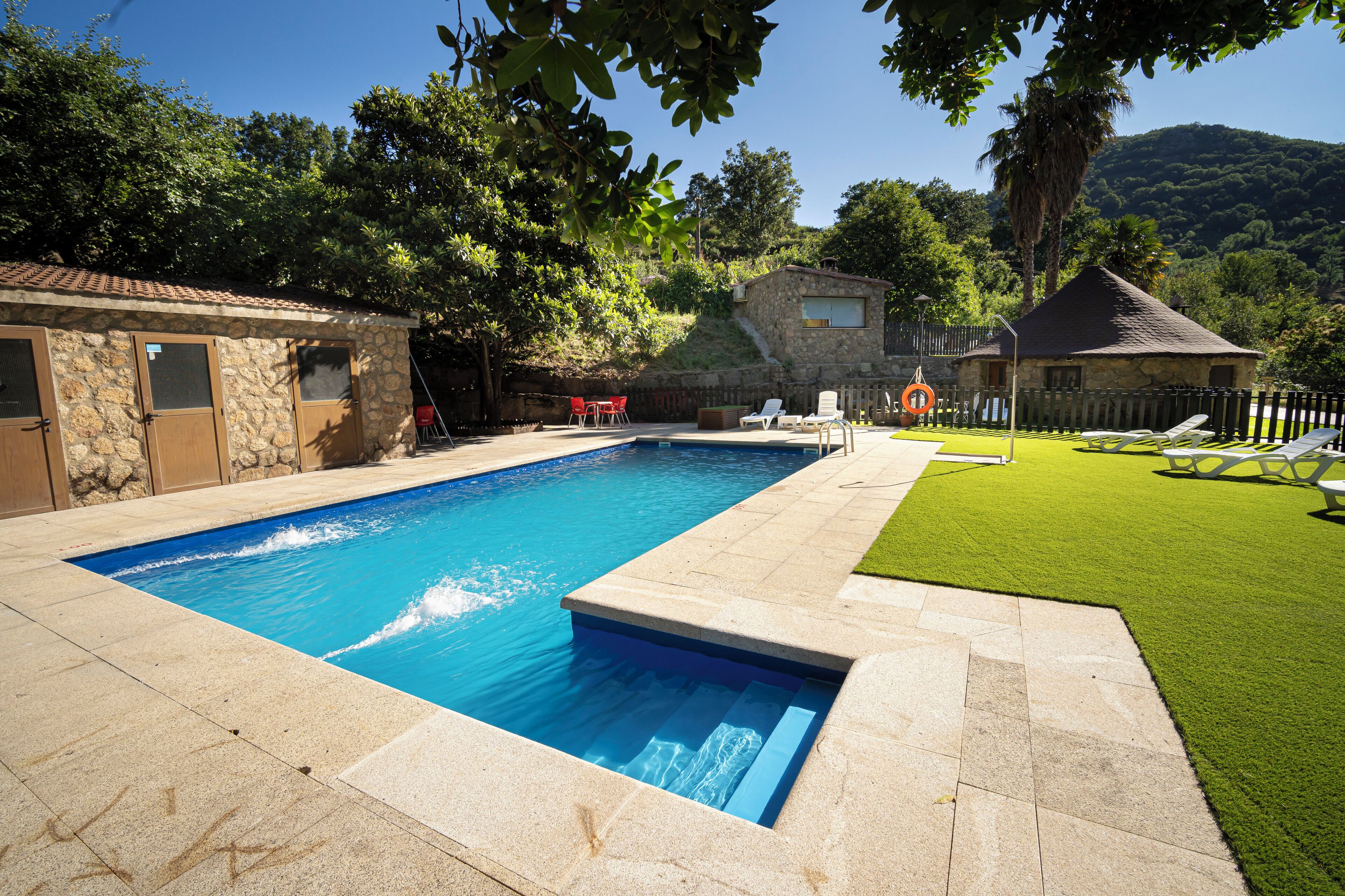 Seasonal outdoor pool