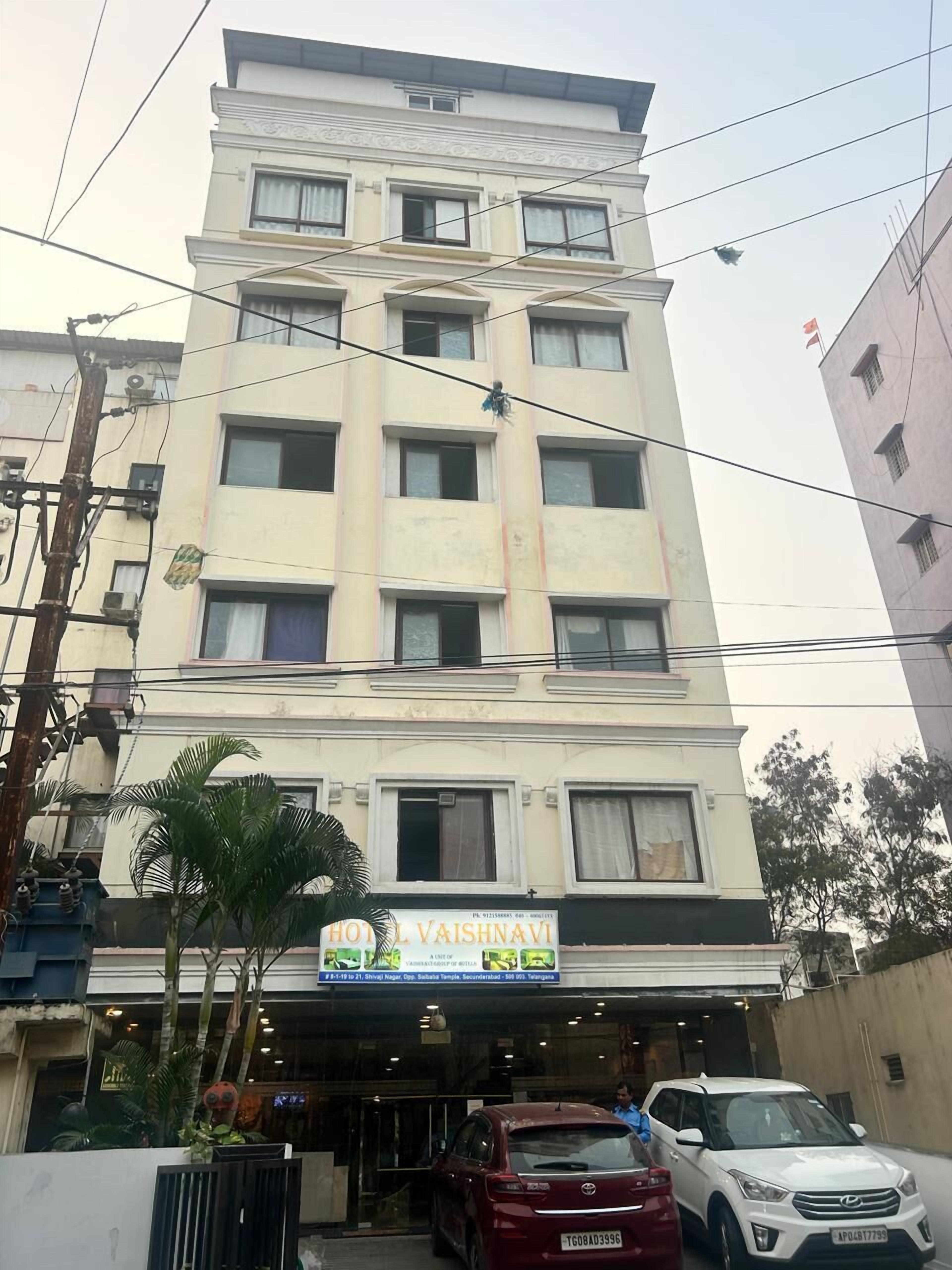 Mặt tiền nơi lưu trú