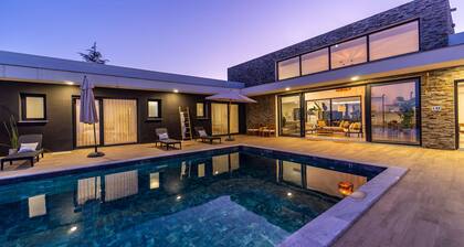 Set bal Lisbon Dream Getaway Villa do Sol