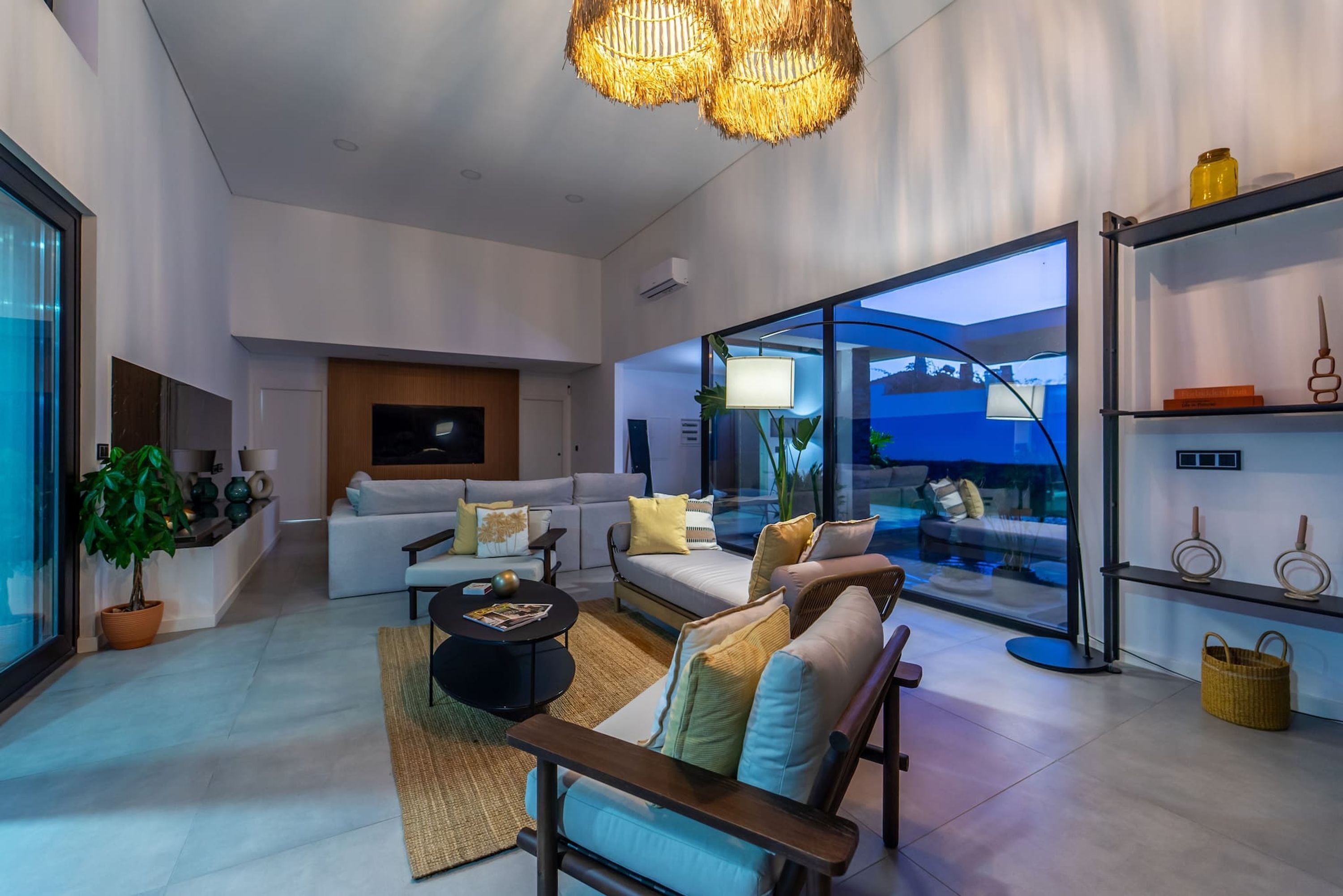 Nhà | 4 phòng ngủ 