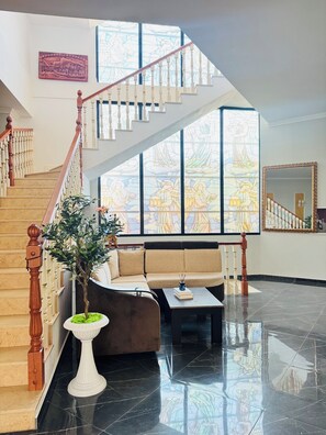 Exterior - Hotel Onufri (Golem)