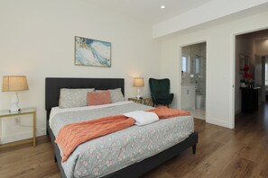 4 Schlafzimmer, Schreibtisch, kostenloses WLAN, Bettwäsche