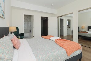 4 habitaciones, escritorio, wifi gratis y ropa de cama 