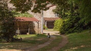 Enceinte de l’hébergement