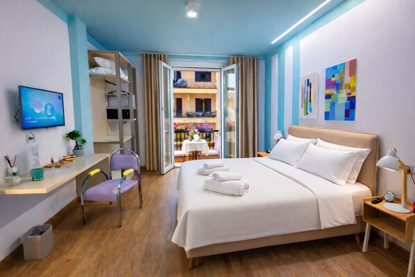 Habitación doble superior, vista a la ciudad | Pasillo