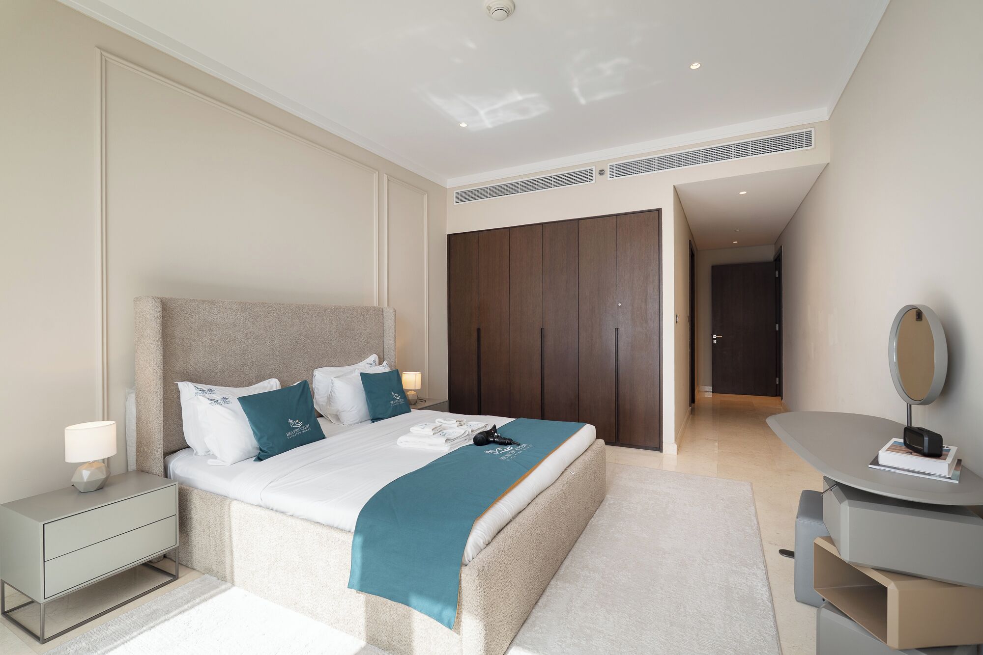 Deluxe Apartment, City View