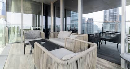 Balcony with City View 2 Bedroom - JLT Dubai Close to Metro & Marina by Heaven Crest Vacation Homes