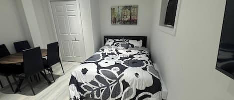1 quarto