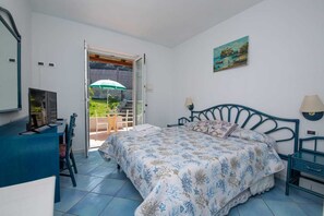 Desk, free WiFi - villa al mare famiglia calise (Forio)