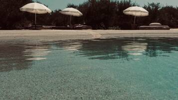 Sun loungers, beach towels