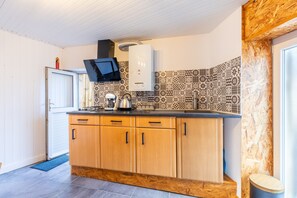 Fridge, microwave, stovetop, coffee/tea maker - Traditional House in the Center of Les Sables with Private Terrace and Balcony (Les Sables-d'Olonne)