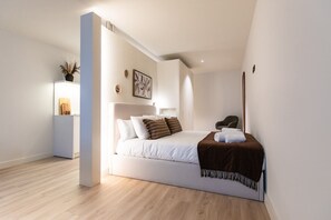 1 chambre, fer et planche à repasser, accès Internet, draps fournis