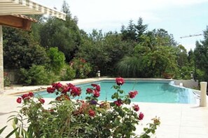Pool - sejours-de-reves-cote-dazur Appart N°1/50m² (Châteauneuf-Grasse)