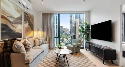 Cozy 1-bedroom apartment in charming Southbank with AC